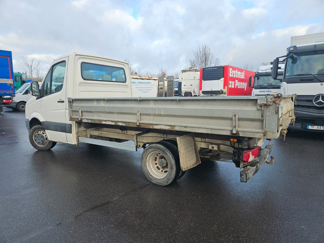 Volkswagen Crafter 50 - 2.5 TDI Dreiseitenkipper - Kipper Transporter: das Bild 4 Volkswagen Crafter 50 - 2.5 TDI Dreiseitenkipper - Kipper Transporter: das Bild 4