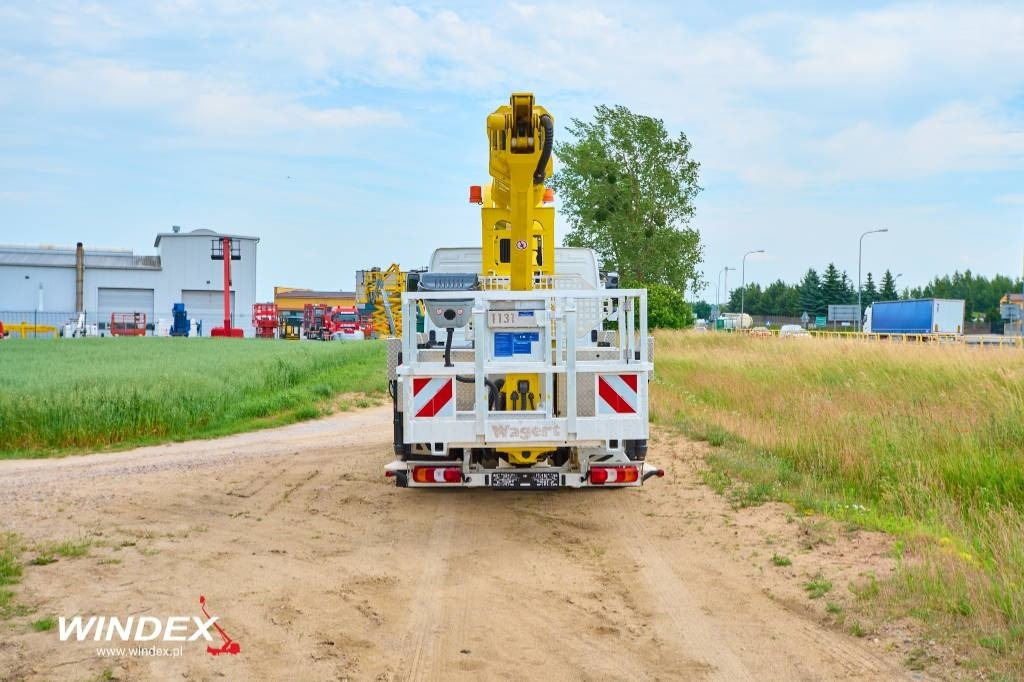 Palfinger P 300 KS - LKW mit Arbeitsbühne: das Bild 4 Palfinger P 300 KS - LKW mit Arbeitsbühne: das Bild 4