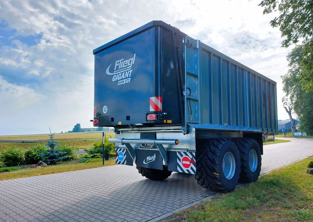 Fliegl ASW 271 + Profi V2 - Dungstreuer: das Bild 4 Fliegl ASW 271 + Profi V2 - Dungstreuer: das Bild 4