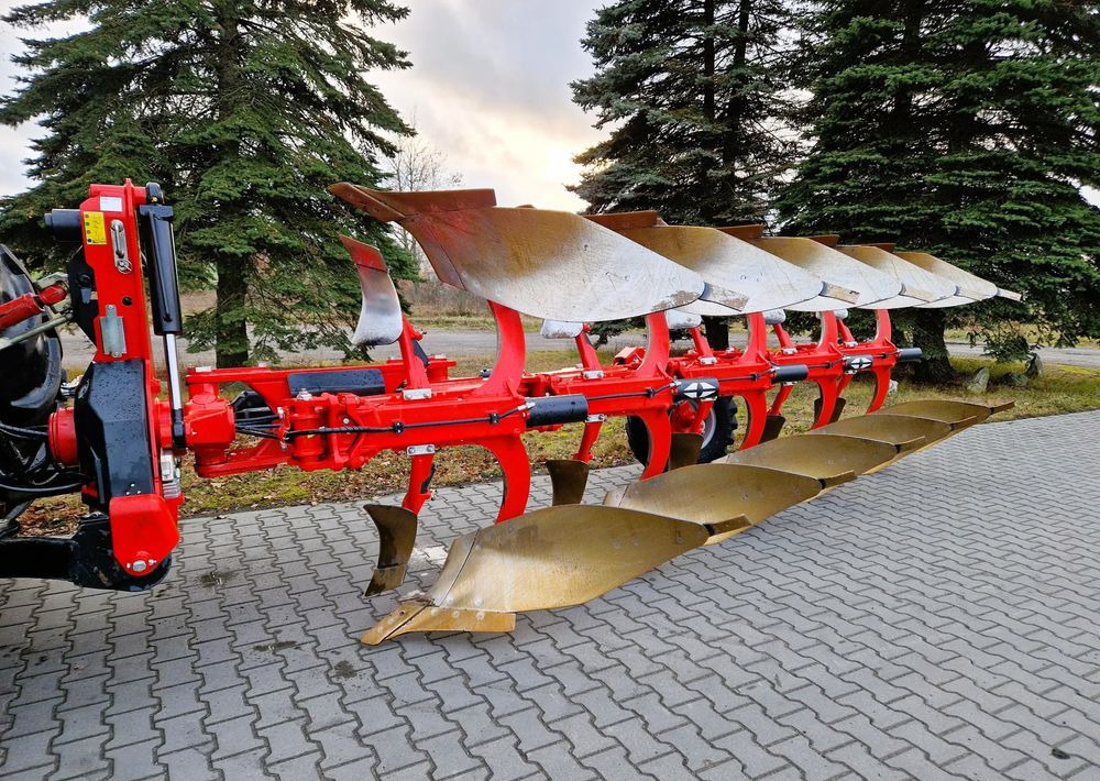 Gregoire Besson Gregoire Besson Rover 70 - Pflug: das Bild 5 Gregoire Besson Gregoire Besson Rover 70 - Pflug: das Bild 5