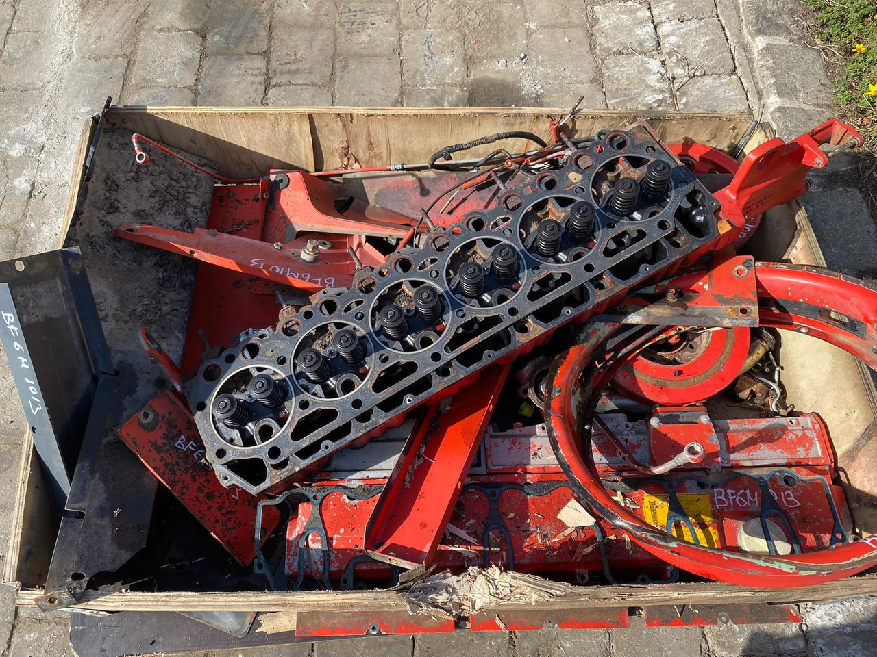 Deutz BF6M1013 - Motor und Teile für Baumaschine: das Bild 3 Deutz BF6M1013 - Motor und Teile für Baumaschine: das Bild 3