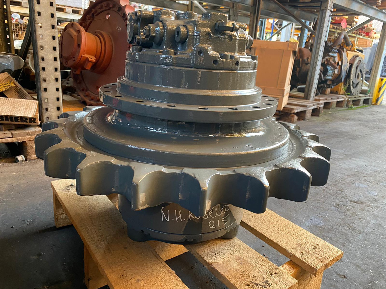 Fiat-Kobelco E 215 - Fahrantrieb für Baumaschine: das Bild 3 Fiat-Kobelco E 215 - Fahrantrieb für Baumaschine: das Bild 3