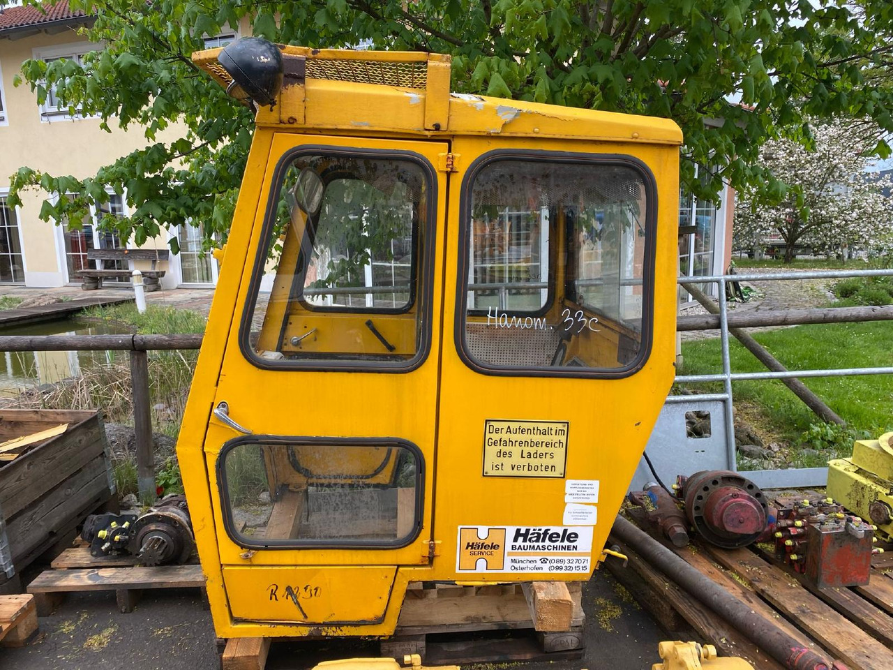 Hanomag 33 C - Fahrerhaus für Baumaschine: das Bild 2 Hanomag 33 C - Fahrerhaus für Baumaschine: das Bild 2