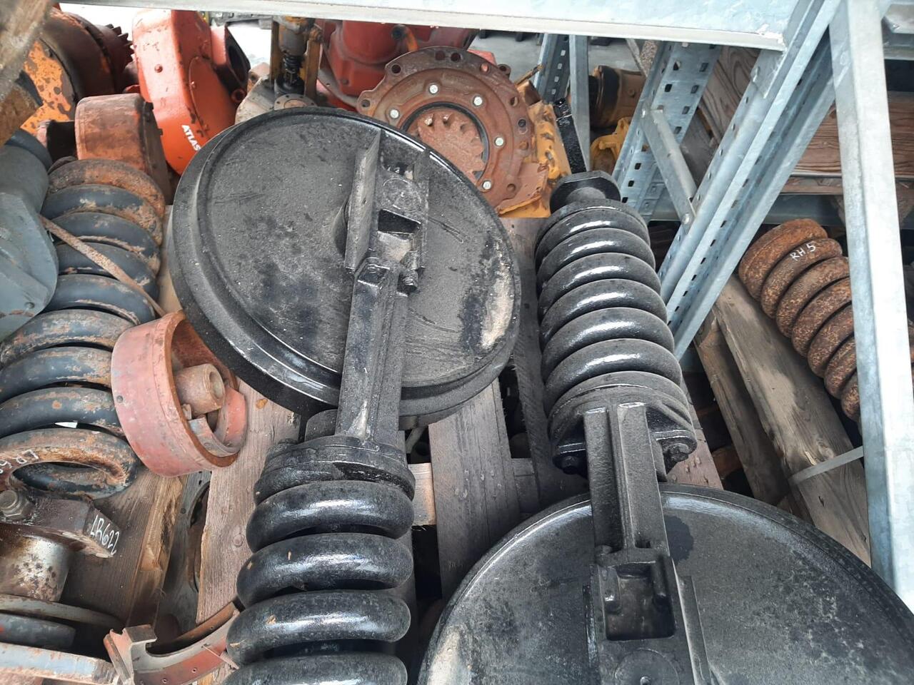JCB 814 - Laufwerksteile für Baumaschine: das Bild 4 JCB 814 - Laufwerksteile für Baumaschine: das Bild 4