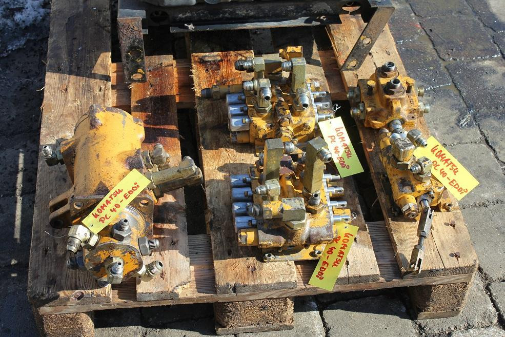 Komatsu PC 40 - Hydraulik ventil für Baumaschine: das Bild 1 Komatsu PC 40 - Hydraulik ventil für Baumaschine: das Bild 1