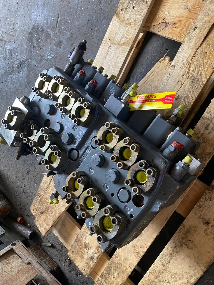 Terex TC 240 LC - Hydraulik ventil für Baumaschine: das Bild 5 Terex TC 240 LC - Hydraulik ventil für Baumaschine: das Bild 5