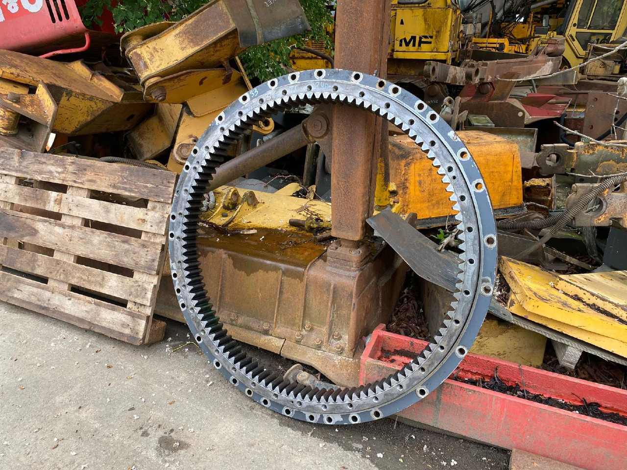 Terex TC 240 LC - Drehkranz für Baumaschine: das Bild 5 Terex TC 240 LC - Drehkranz für Baumaschine: das Bild 5