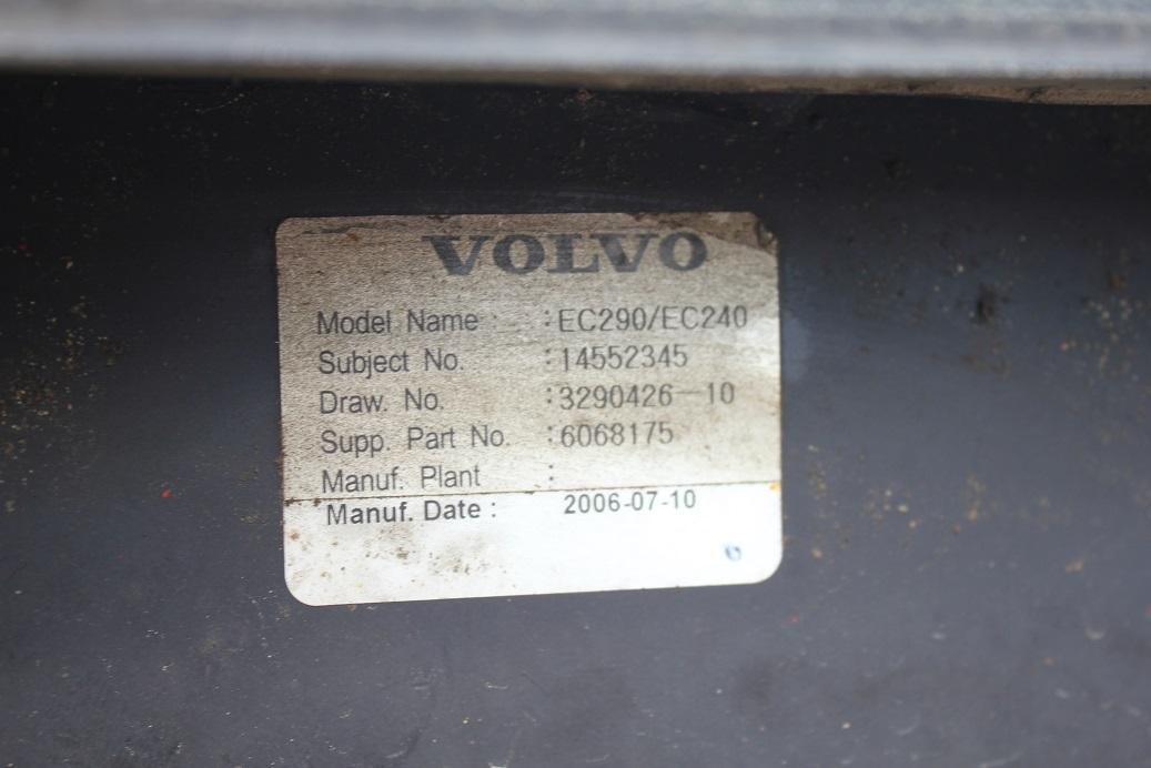 Volvo EC 240 BNLC - Kühlsystem für Baumaschine: das Bild 4 Volvo EC 240 BNLC - Kühlsystem für Baumaschine: das Bild 4