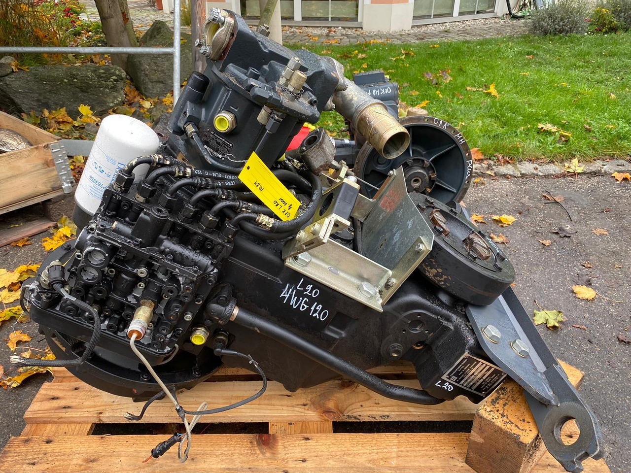 ZF 4 WG 120 aus O&K L 20 - Getriebe für Baumaschine: das Bild 1 ZF 4 WG 120 aus O&K L 20 - Getriebe für Baumaschine: das Bild 1