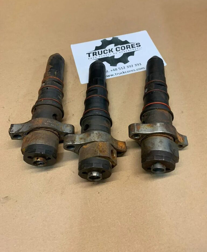 Paliwa Cummins STC 3076130 KTA19 3076130 - Injektor für LKW: das Bild 1 Paliwa Cummins STC 3076130 KTA19 3076130 - Injektor für LKW: das Bild 1