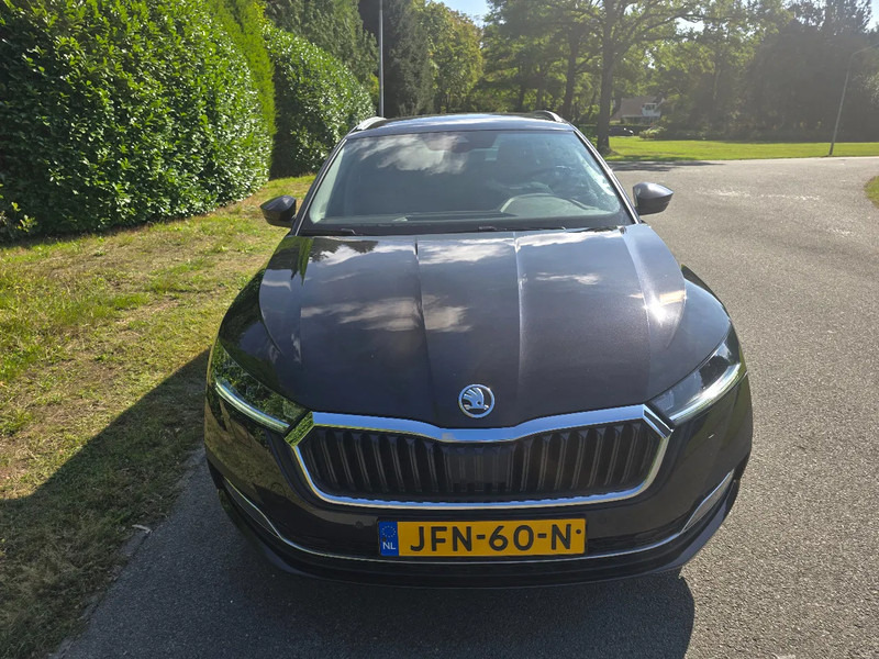 Škoda Octavia Combi 1.0 Benzine - PKW: das Bild 2 Škoda Octavia Combi 1.0 Benzine - PKW: das Bild 2