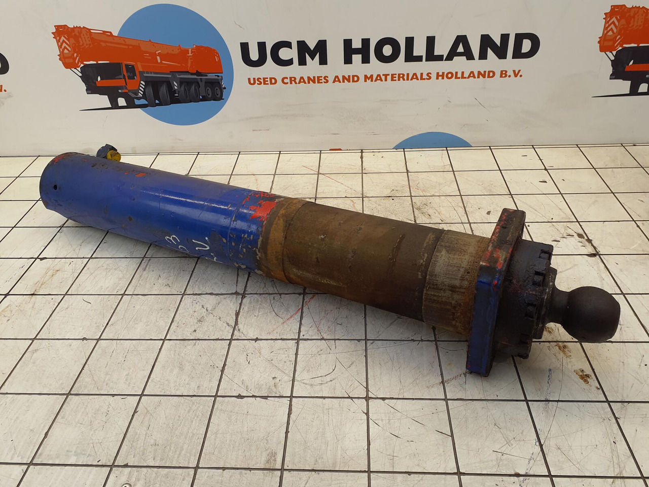 FAUN RTF 45 outrigger support cylinder - Hydraulikzylinder für Mobilkran: das Bild 2 FAUN RTF 45 outrigger support cylinder - Hydraulikzylinder für Mobilkran: das Bild 2