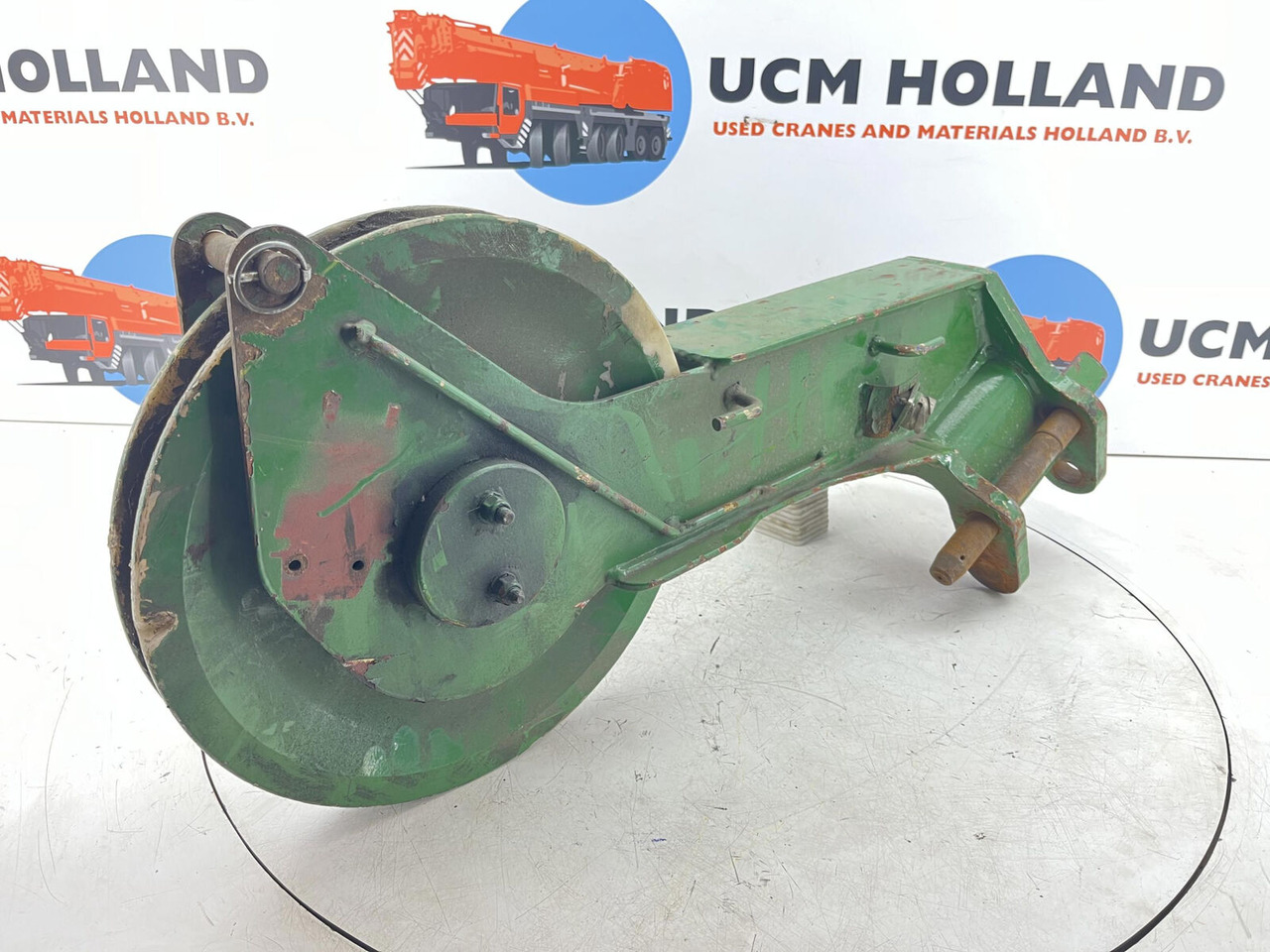 Grove GMK 3050 SHEAVE HEAD - Ausleger: das Bild 2 Grove GMK 3050 SHEAVE HEAD - Ausleger: das Bild 2