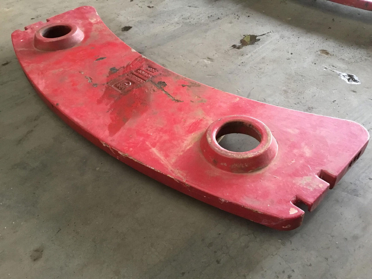 Grove GMK 3055 counterweight 1,0 Ton - Gegengewicht für Mobilkran: das Bild 1 Grove GMK 3055 counterweight 1,0 Ton - Gegengewicht für Mobilkran: das Bild 1