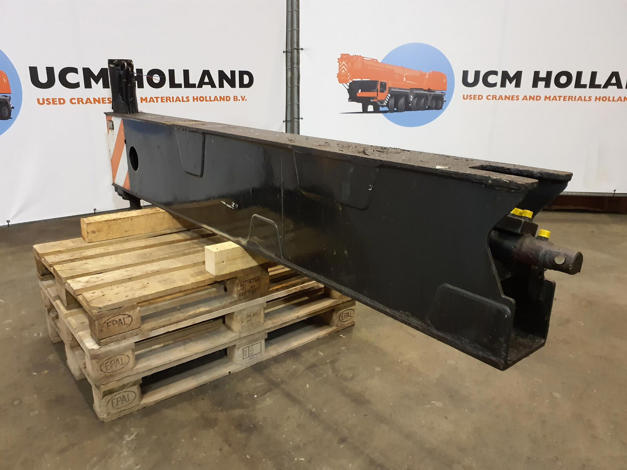 Grove GMK 3055 sliding beam complete rear - Federung für Mobilkran: das Bild 3 Grove GMK 3055 sliding beam complete rear - Federung für Mobilkran: das Bild 3