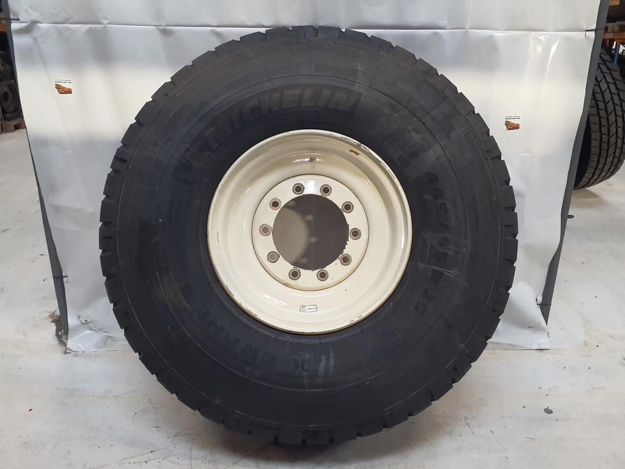 Reifen für Mobilkran Liebherr Crane Tires/Rims for sale: das Bild 8