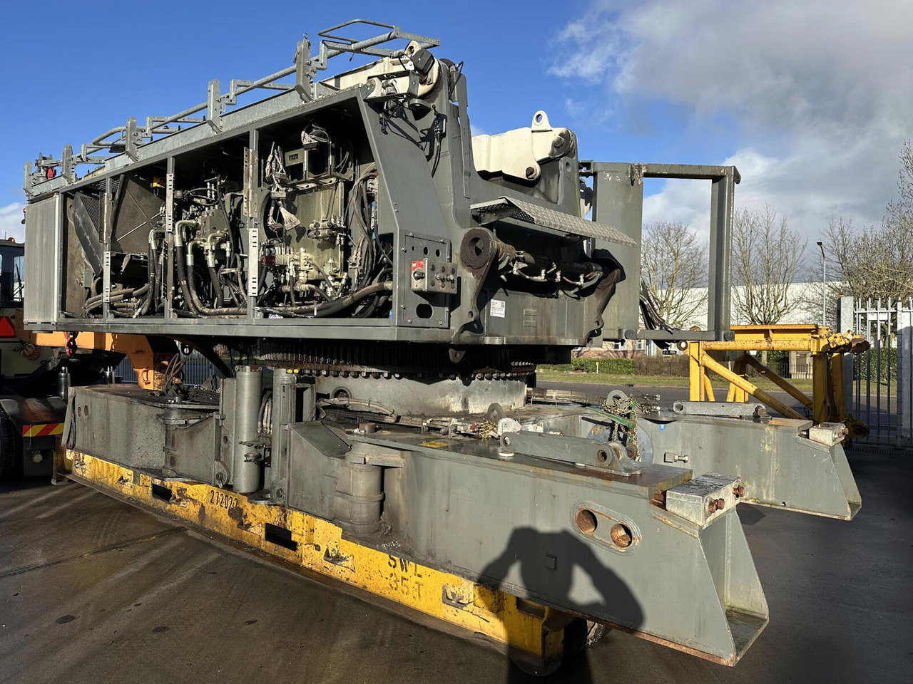 Liebherr LR 1160 body - Karosserie und Außen für Raupenkran: das Bild 1 Liebherr LR 1160 body - Karosserie und Außen für Raupenkran: das Bild 1