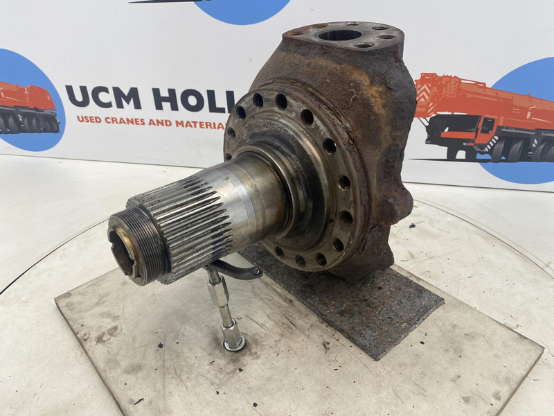 Liebherr LTM 1025 Steering knuckle 16 holes axle 1 - Achsschenkel für Kran: das Bild 1 Liebherr LTM 1025 Steering knuckle 16 holes axle 1 - Achsschenkel für Kran: das Bild 1