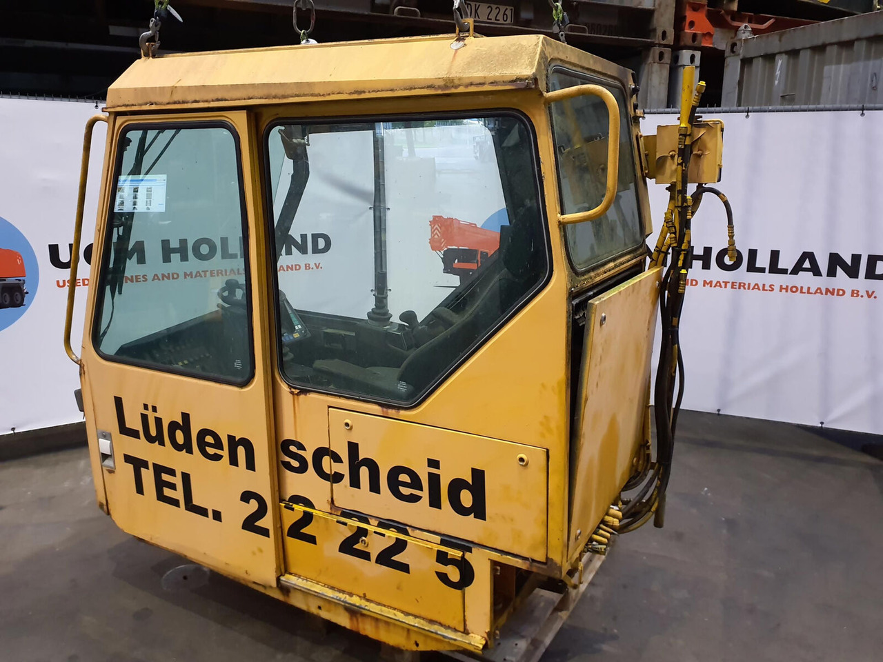 Liebherr LTM 1050 upper cabine - Fahrerhaus für Kran: das Bild 2 Liebherr LTM 1050 upper cabine - Fahrerhaus für Kran: das Bild 2
