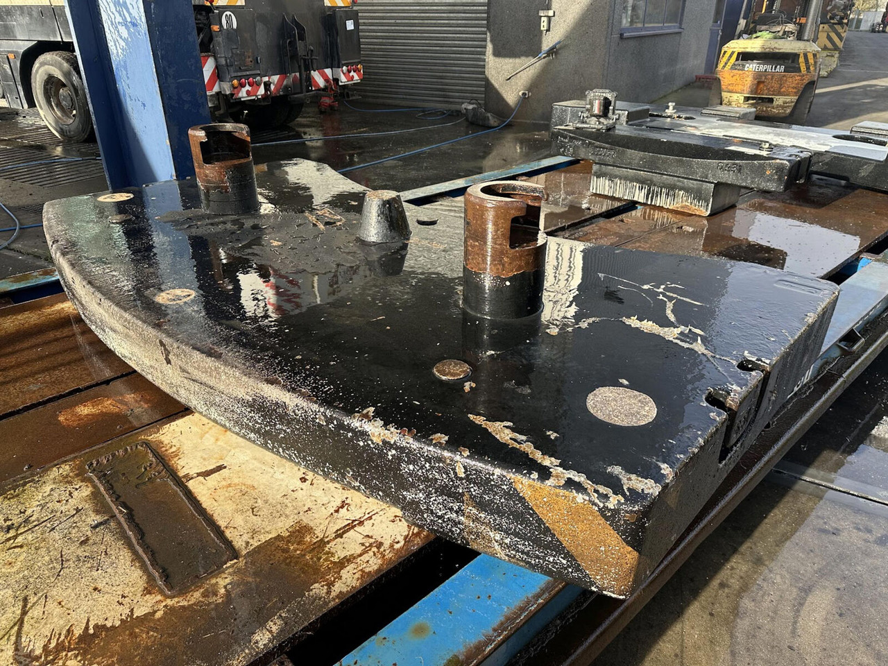 Liebherr LTM 1100-5.2 Counterweight 6,5 ton - Gegengewicht für Mobilkran: das Bild 1 Liebherr LTM 1100-5.2 Counterweight 6,5 ton - Gegengewicht für Mobilkran: das Bild 1