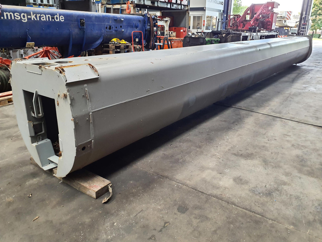 Liebherr LTM 1200-5.1 Telescopic section 2 - Ausleger für All-Terrain Kran: das Bild 3 Liebherr LTM 1200-5.1 Telescopic section 2 - Ausleger für All-Terrain Kran: das Bild 3