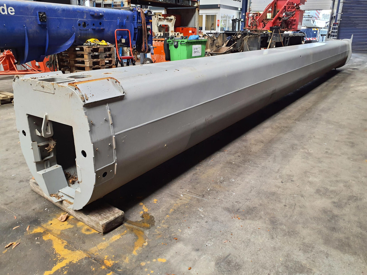 Liebherr LTM 1200-5.1 Telescopic section 4 - Ausleger für All-Terrain Kran: das Bild 3 Liebherr LTM 1200-5.1 Telescopic section 4 - Ausleger für All-Terrain Kran: das Bild 3