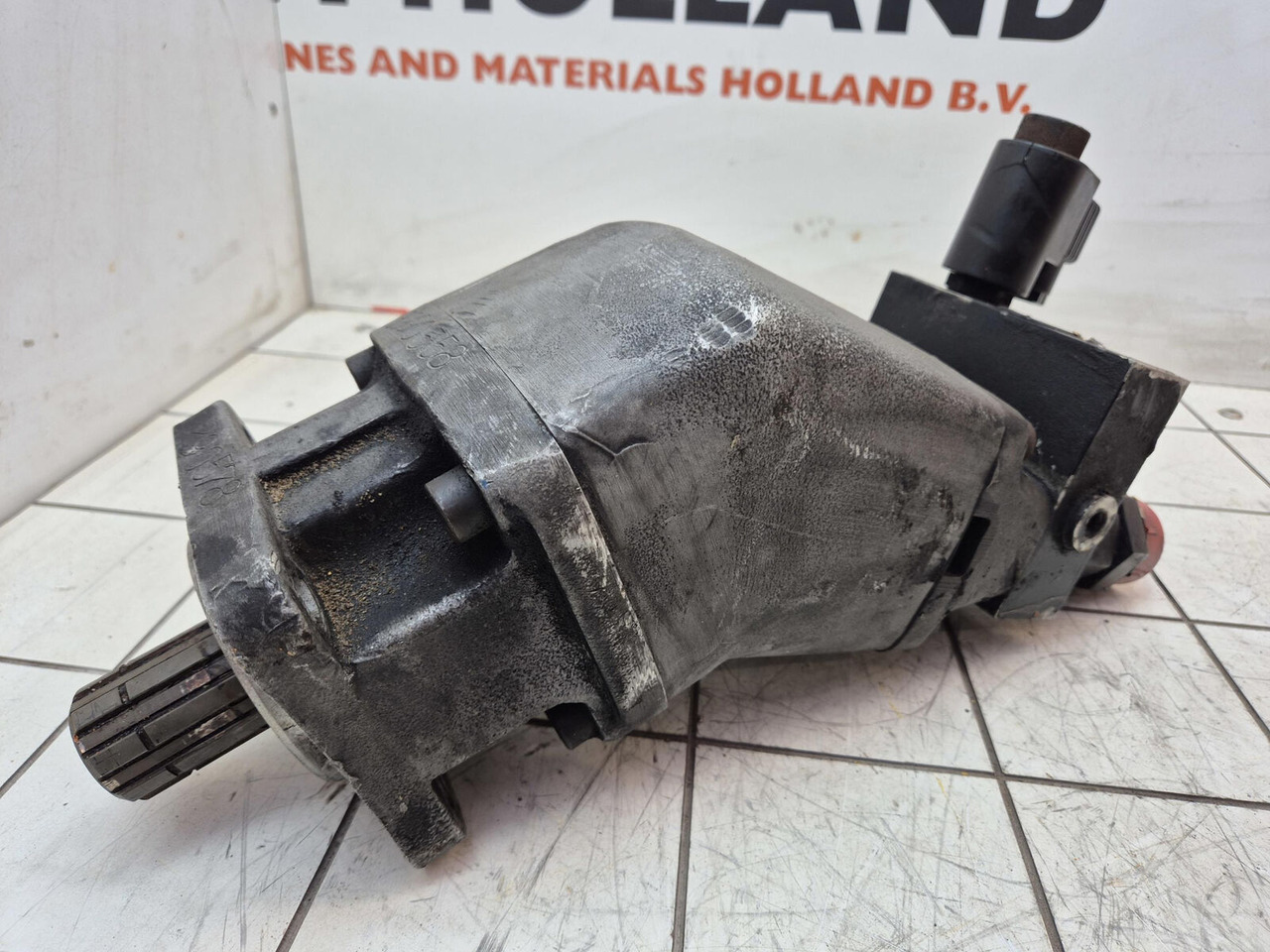 Parker F1-060R hydro pump with bypass - Hydraulikpumpe für Mobilkran: das Bild 1 Parker F1-060R hydro pump with bypass - Hydraulikpumpe für Mobilkran: das Bild 1