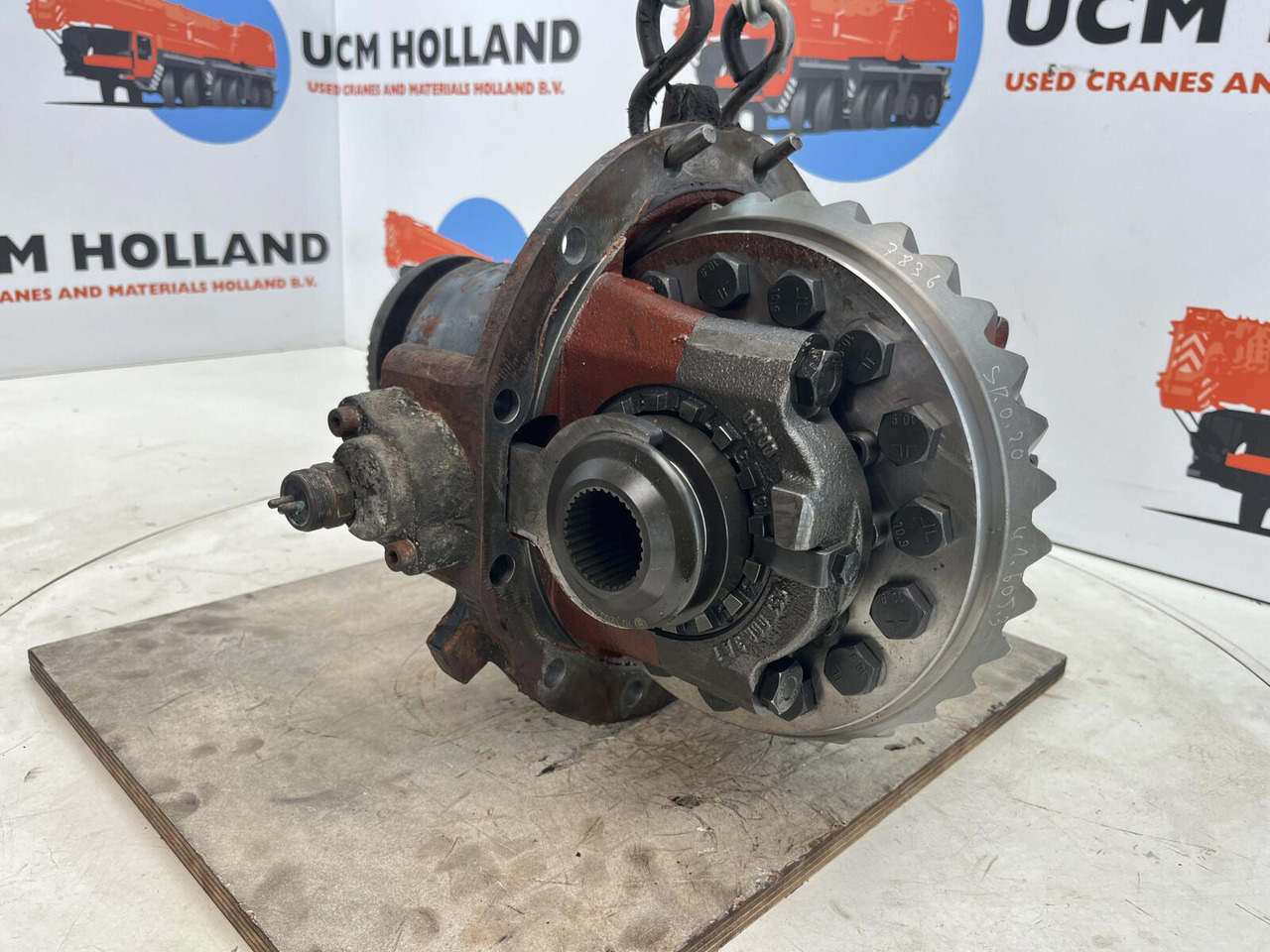 Terex AC 25 End differential 18x33 axle 2 - Differenzial Getriebe für Mobilkran: das Bild 1 Terex AC 25 End differential 18x33 axle 2 - Differenzial Getriebe für Mobilkran: das Bild 1