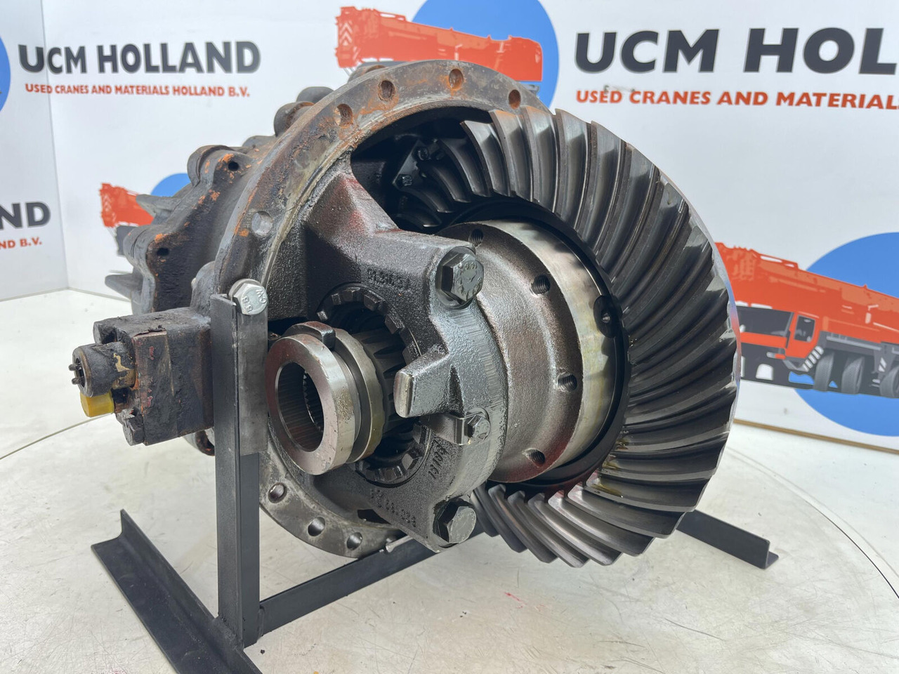 Terex HC 340 drive through differential 13x35 axle 5 - Differenzial Getriebe für Mobilkran: das Bild 1 Terex HC 340 drive through differential 13x35 axle 5 - Differenzial Getriebe für Mobilkran: das Bild 1