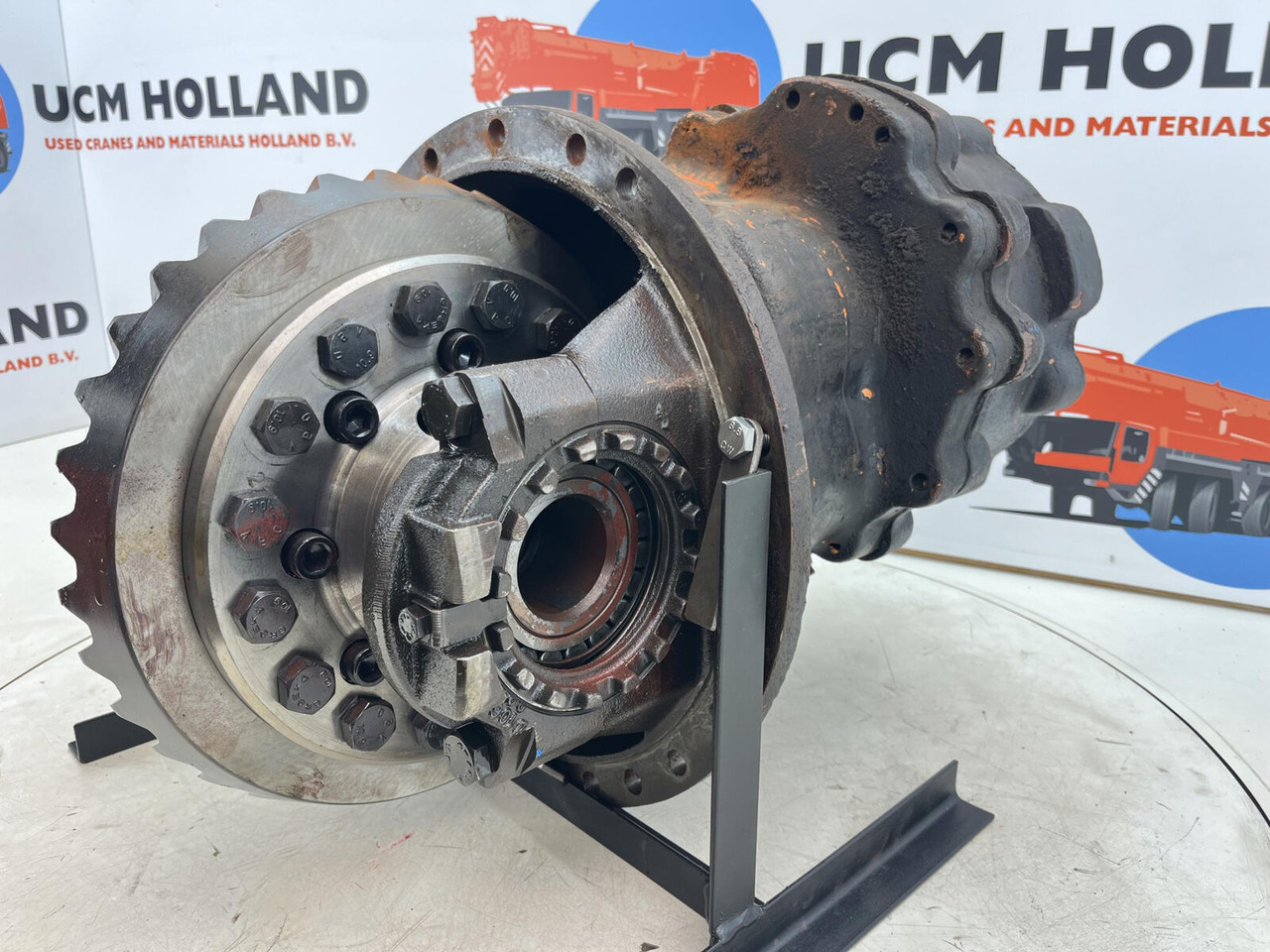 Terex HC 340 drive through differential 13x35 axle 5 - Differenzial Getriebe für Mobilkran: das Bild 2 Terex HC 340 drive through differential 13x35 axle 5 - Differenzial Getriebe für Mobilkran: das Bild 2