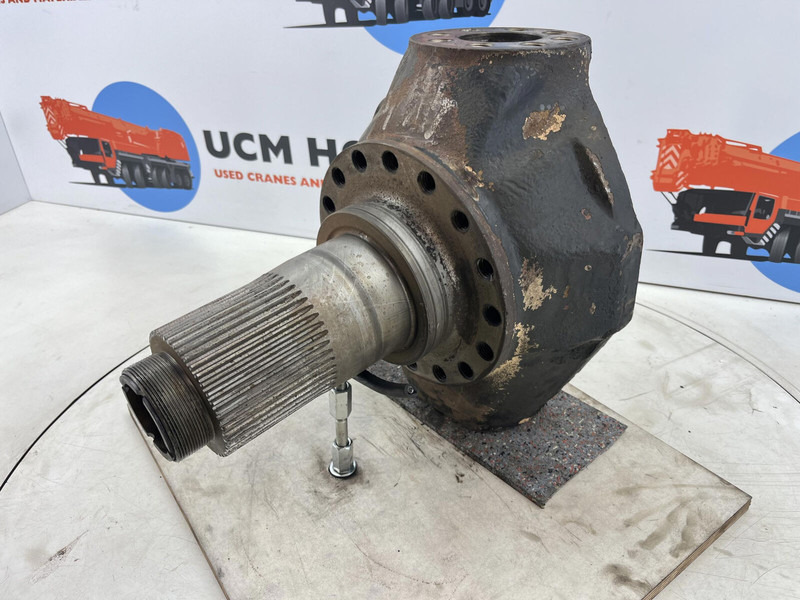 Terex Terex PPM 480 ATT steering knuckle 16 holes axle 1 - Achsschenkel für Kran: das Bild 1 Terex Terex PPM 480 ATT steering knuckle 16 holes axle 1 - Achsschenkel für Kran: das Bild 1