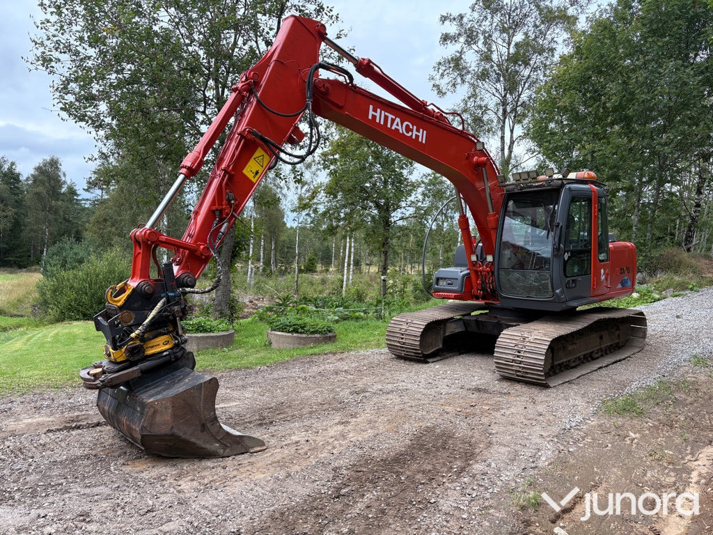 Bandgrävare Hitachi Zaxis 130 - Kettenbagger: das Bild 1 Bandgrävare Hitachi Zaxis 130 - Kettenbagger: das Bild 1