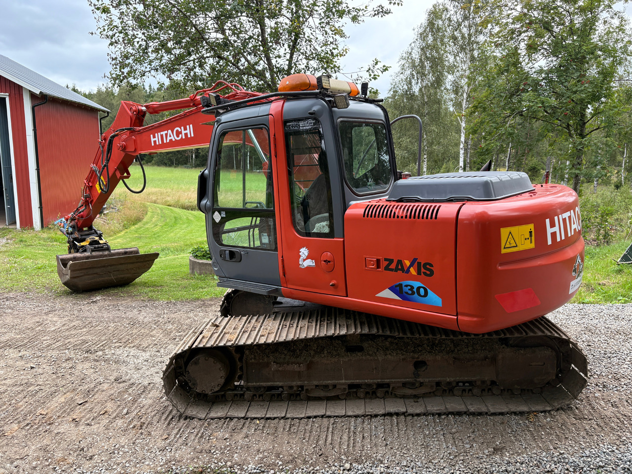 Bandgrävare Hitachi Zaxis 130 - Kettenbagger: das Bild 4 Bandgrävare Hitachi Zaxis 130 - Kettenbagger: das Bild 4