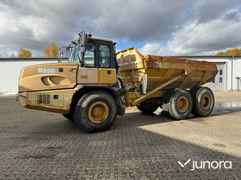 Dumper Bell B25D 6x6 - Knickgelenkter Dumper: das Bild 1 Dumper Bell B25D 6x6 - Knickgelenkter Dumper: das Bild 1