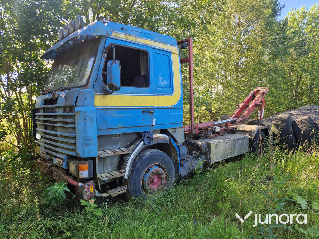 Lastväxlare Scania 143 H 470 - Abrollkipper: das Bild 1 Lastväxlare Scania 143 H 470 - Abrollkipper: das Bild 1