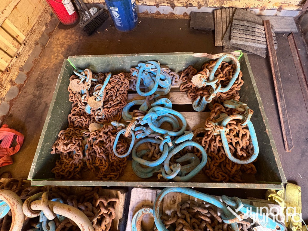 Lyftkättingar - Med container - Baugeräte: das Bild 2 Lyftkättingar - Med container - Baugeräte: das Bild 2