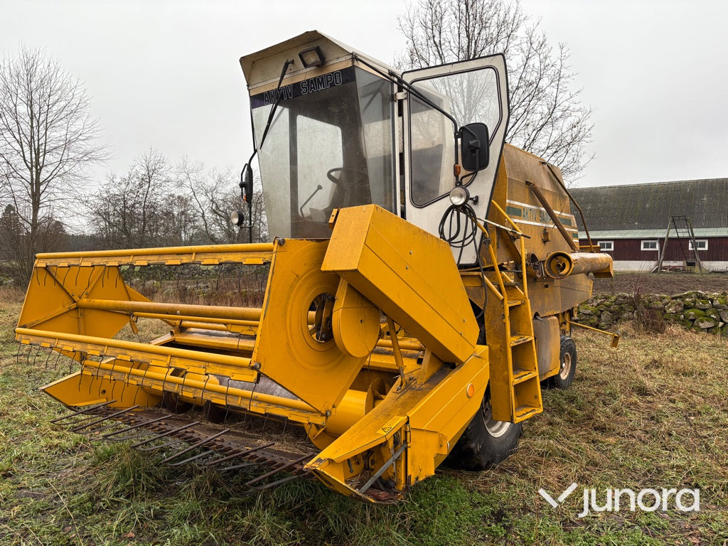 Skördetröska - Aktiv Sampo, 580 - Mähdrescher: das Bild 1 Skördetröska - Aktiv Sampo, 580 - Mähdrescher: das Bild 1
