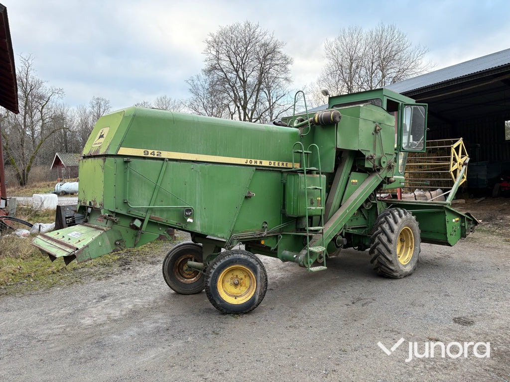 Skördetröska - John Deere 942 - Mähdrescher: das Bild 5 Skördetröska - John Deere 942 - Mähdrescher: das Bild 5