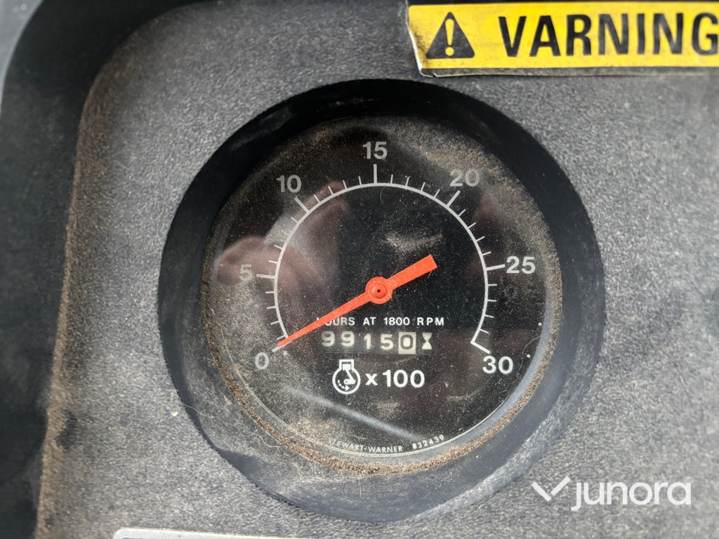 Traktor - IH 685XL – Leasing Traktor - IH 685XL: das Bild 30 Traktor - IH 685XL – Leasing Traktor - IH 685XL: das Bild 30