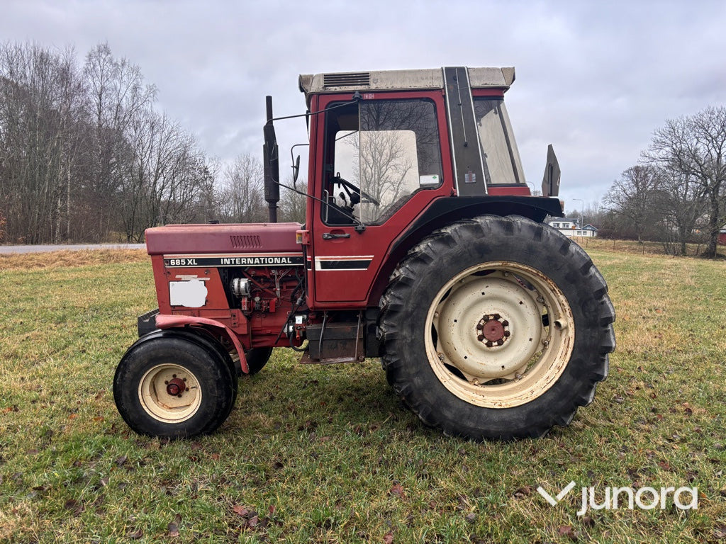 Traktor - IH 685XL – Leasing Traktor - IH 685XL: das Bild 8 Traktor - IH 685XL – Leasing Traktor - IH 685XL: das Bild 8
