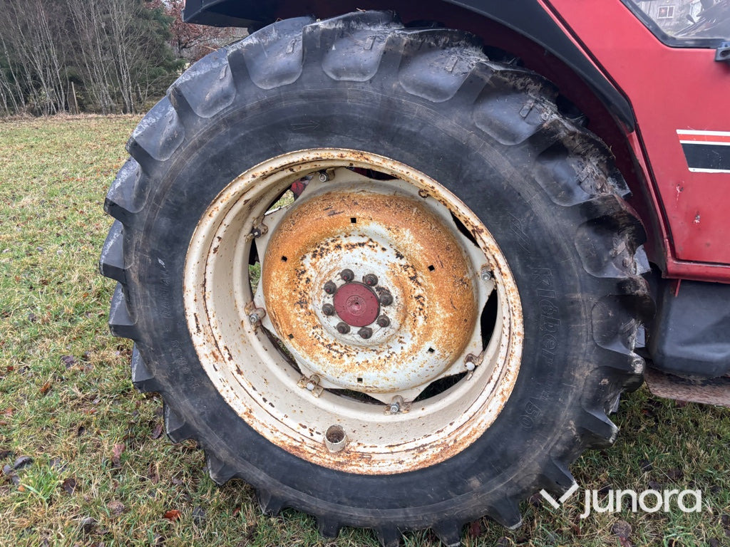 Traktor - IH 685XL – Leasing Traktor - IH 685XL: das Bild 23 Traktor - IH 685XL – Leasing Traktor - IH 685XL: das Bild 23