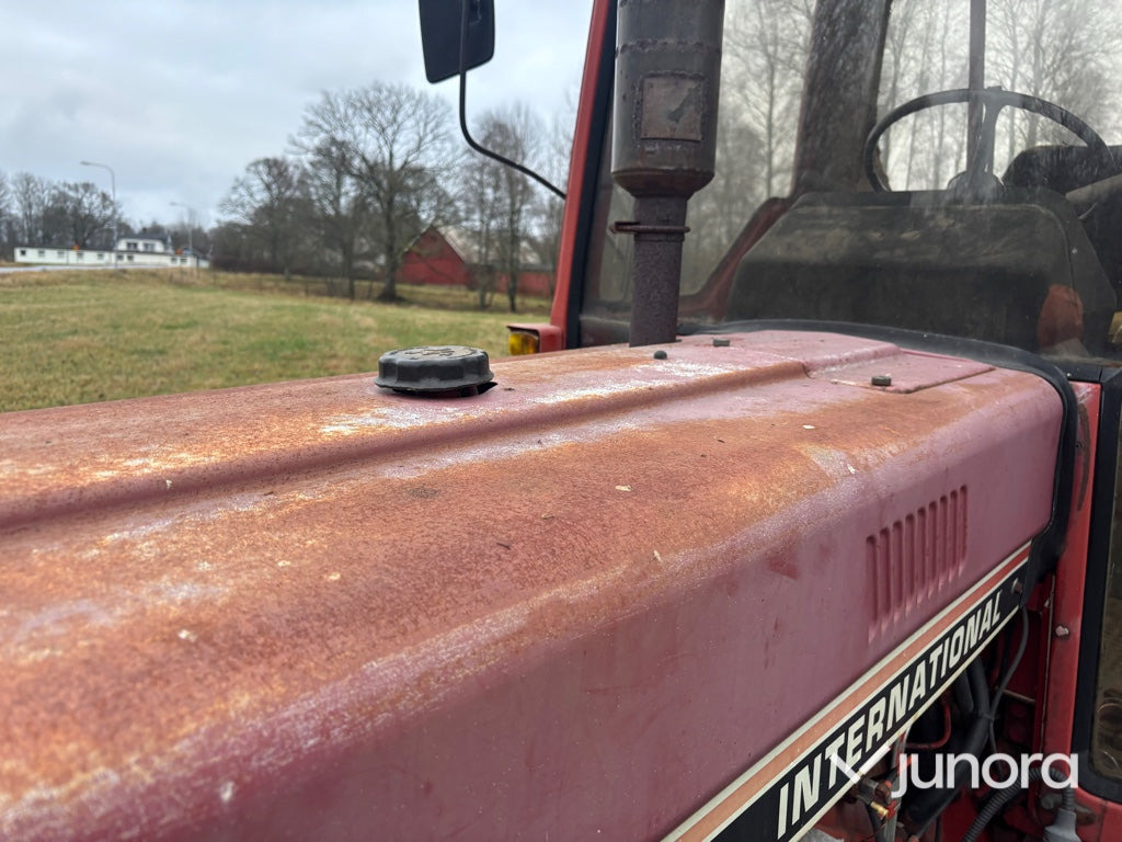 Traktor - IH 685XL – Leasing Traktor - IH 685XL: das Bild 21 Traktor - IH 685XL – Leasing Traktor - IH 685XL: das Bild 21