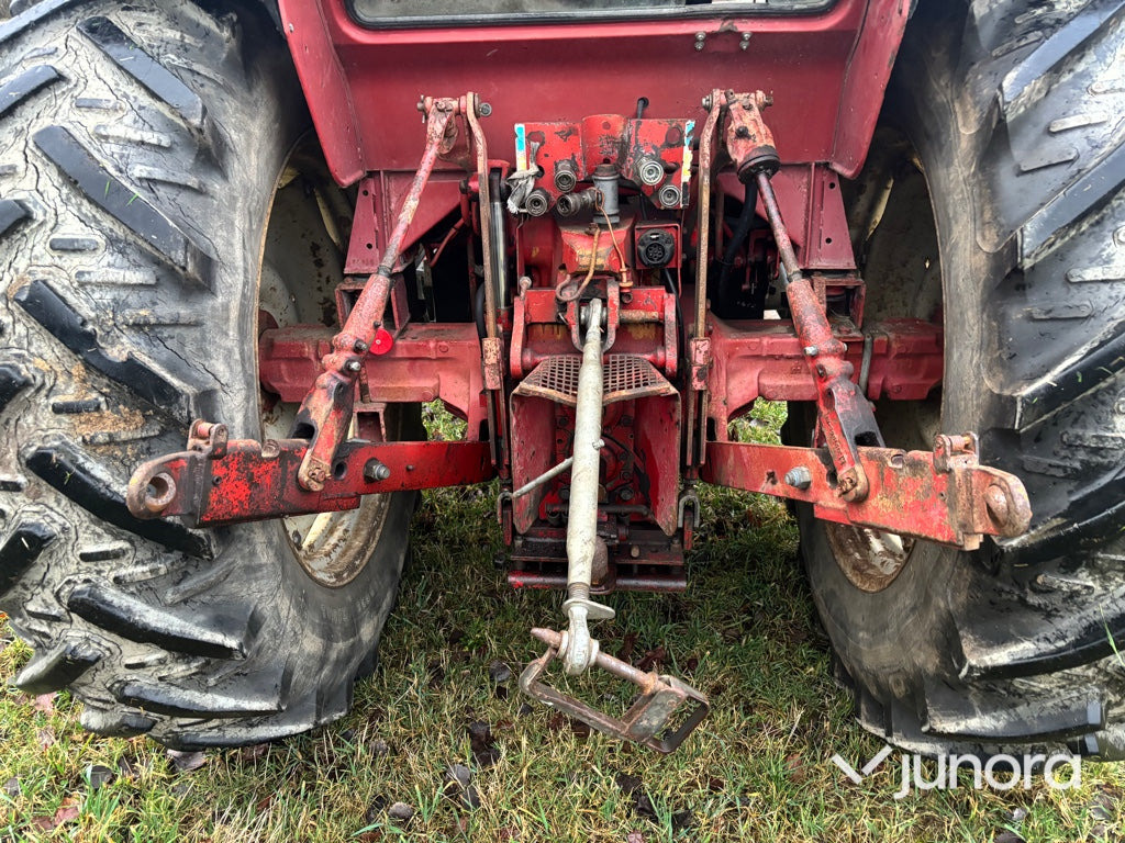 Traktor - IH 685XL – Leasing Traktor - IH 685XL: das Bild 15 Traktor - IH 685XL – Leasing Traktor - IH 685XL: das Bild 15