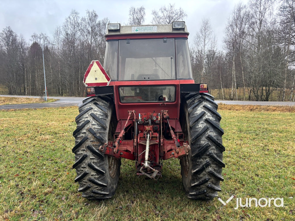 Traktor - IH 685XL – Leasing Traktor - IH 685XL: das Bild 6 Traktor - IH 685XL – Leasing Traktor - IH 685XL: das Bild 6