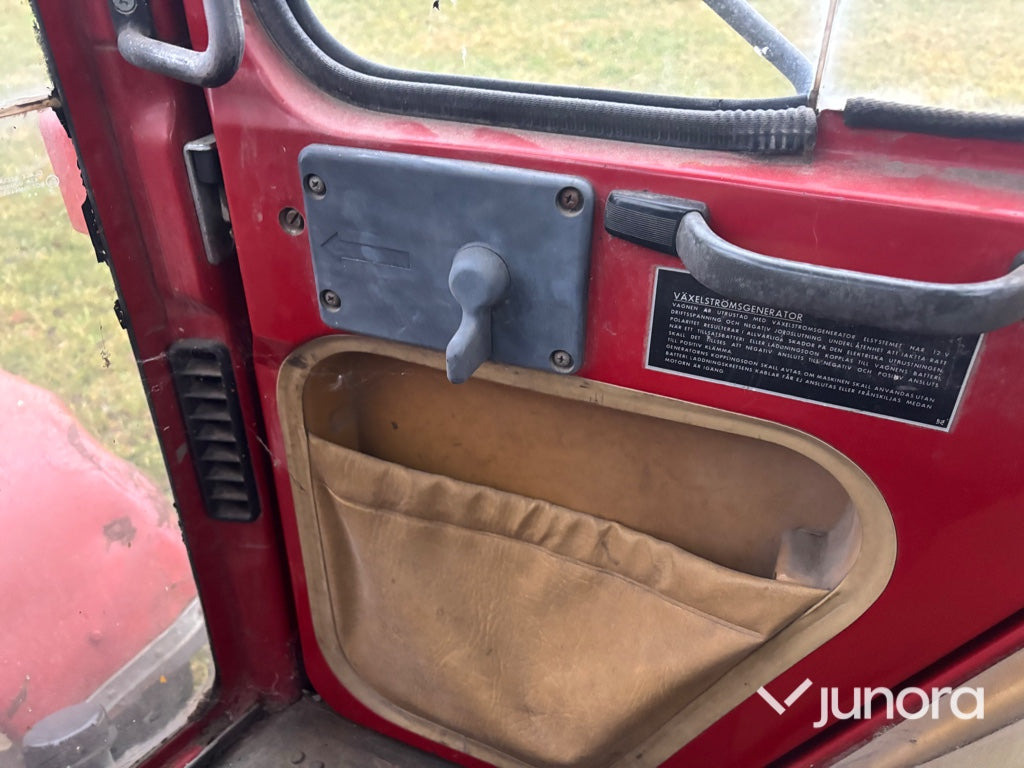 Traktor - IH 685XL – Leasing Traktor - IH 685XL: das Bild 12 Traktor - IH 685XL – Leasing Traktor - IH 685XL: das Bild 12