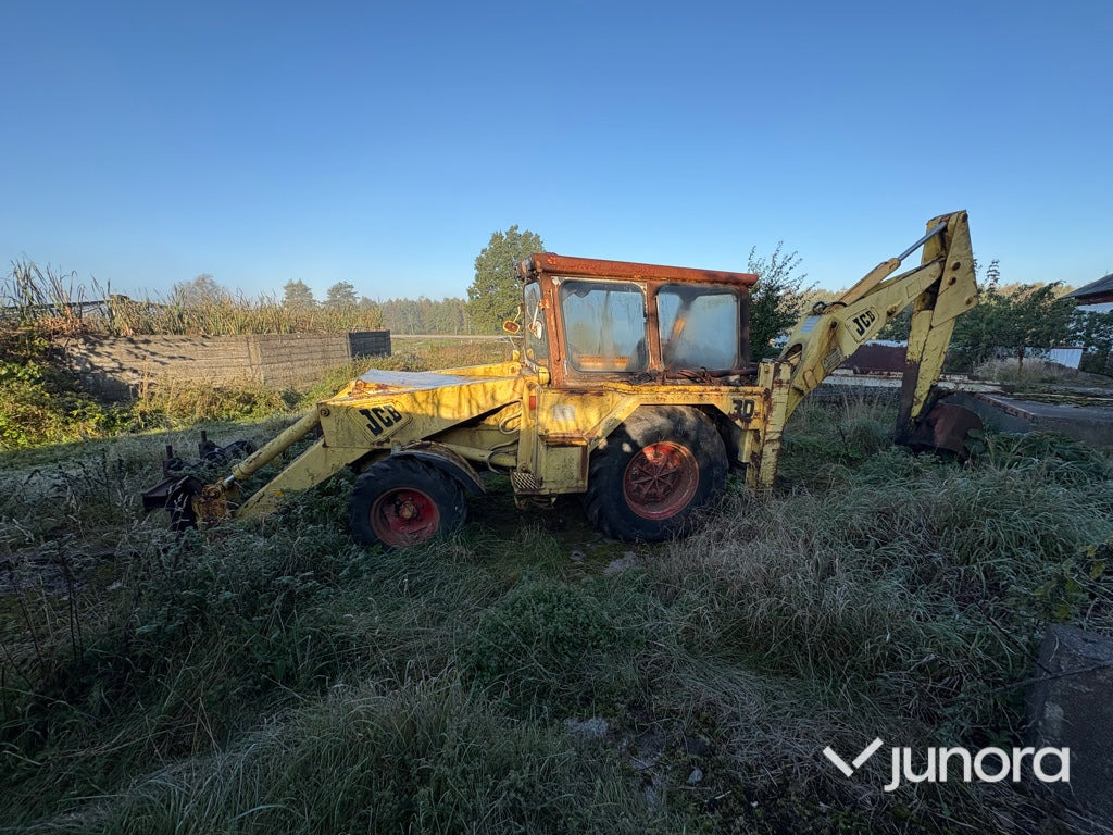 Traktorgrävare JCB 3D - Baggerlader: das Bild 2 Traktorgrävare JCB 3D - Baggerlader: das Bild 2