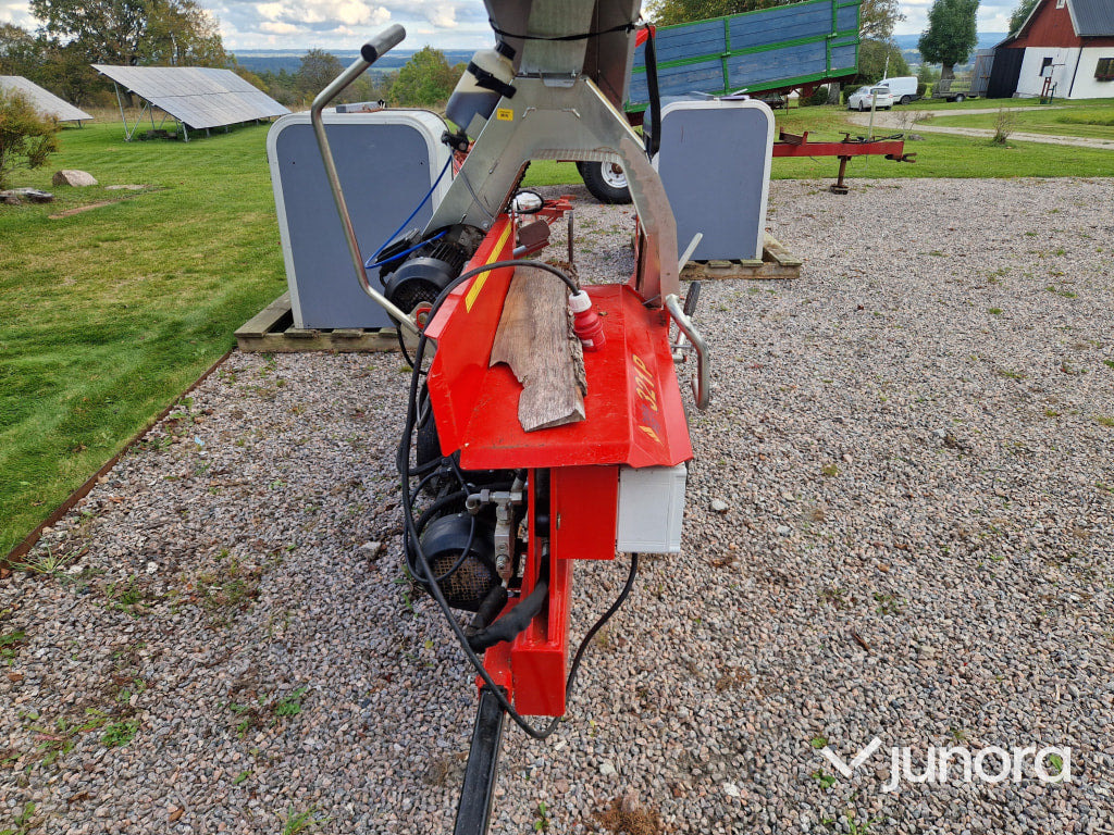 Vedmaskin Bala Agri 321 P - Holzspalter: das Bild 4 Vedmaskin Bala Agri 321 P - Holzspalter: das Bild 4