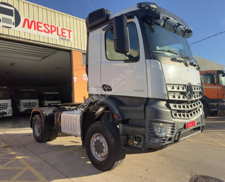 Mercedes Arocs 2145 - Sattelzugmaschine: das Bild 2 Mercedes Arocs 2145 - Sattelzugmaschine: das Bild 2