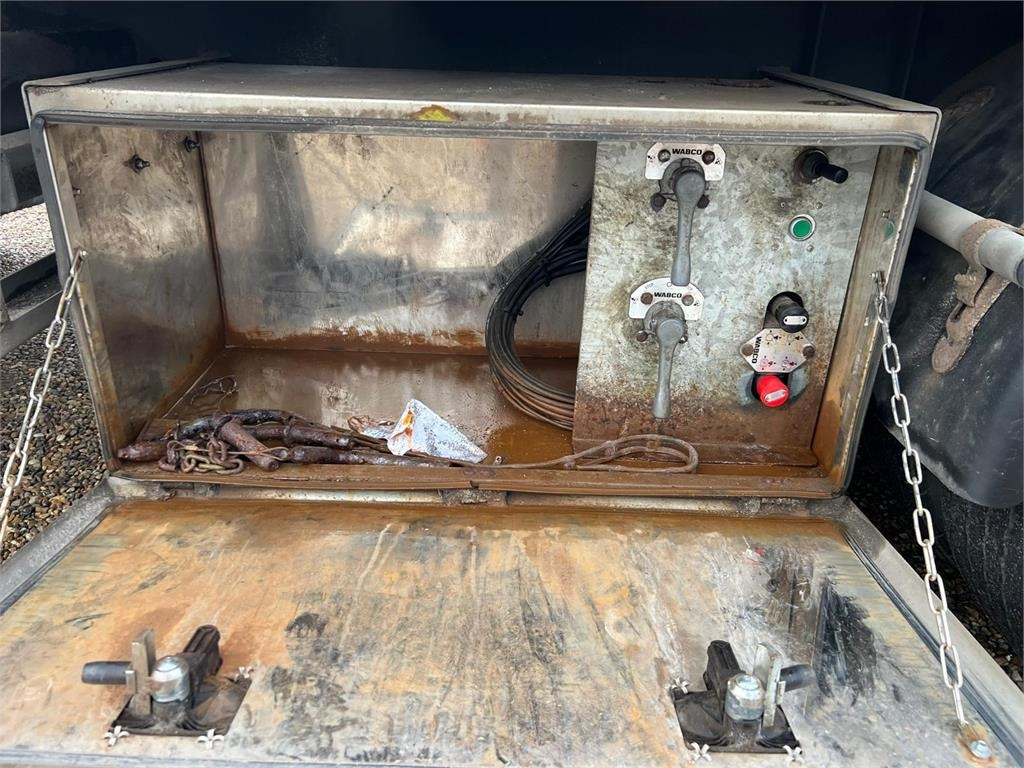 CMT 6,5 - 7,0 mtr container - tip - Abrollanhänger/ Absetzanhänger: das Bild 4 CMT 6,5 - 7,0 mtr container - tip - Abrollanhänger/ Absetzanhänger: das Bild 4