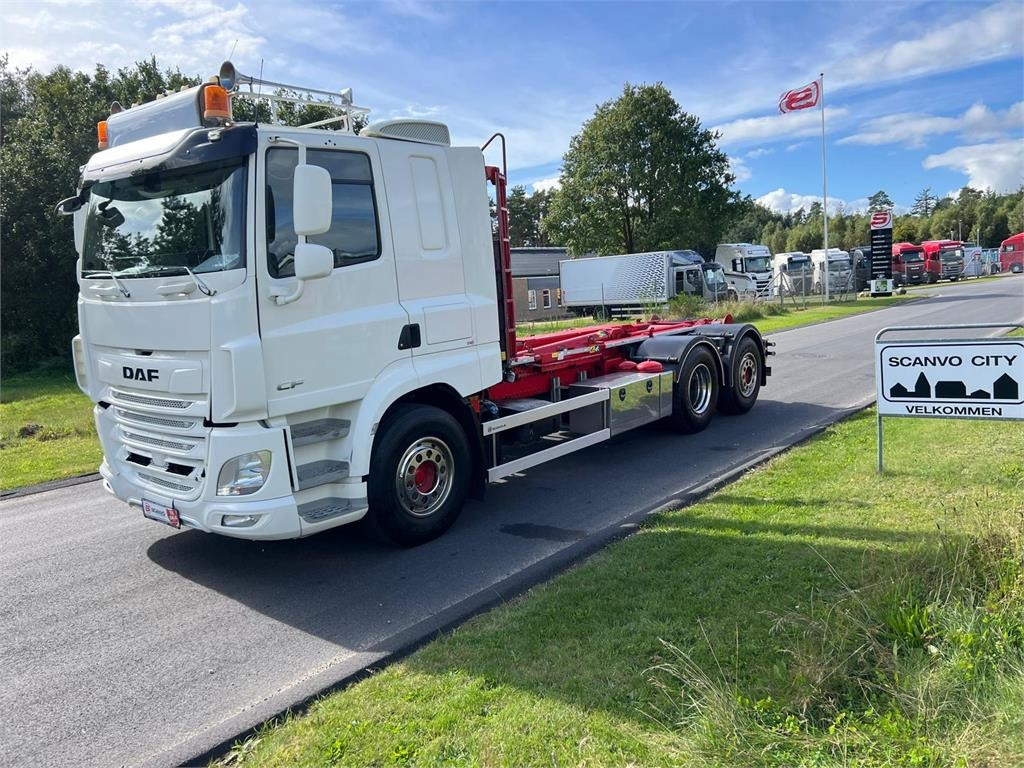 DAF CF 530 6x2*4 FAN - Abrollkipper: das Bild 3 DAF CF 530 6x2*4 FAN - Abrollkipper: das Bild 3